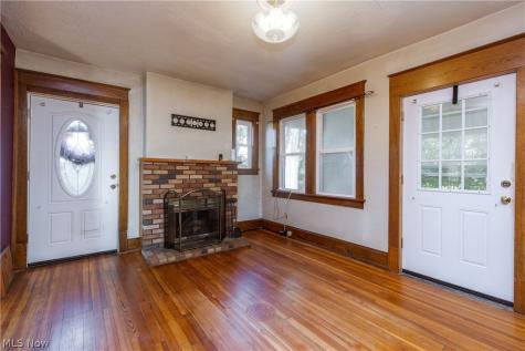 405 Saint Leger Avenue Akron OH 44305