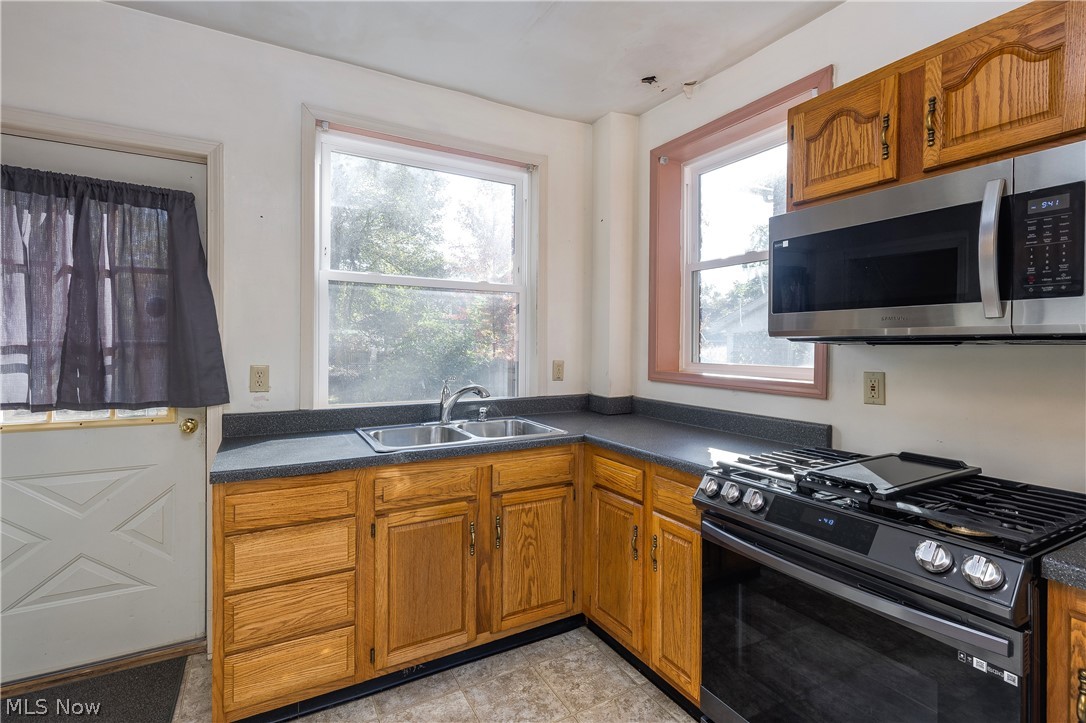 405 Saint Leger Avenue Akron OH 44305