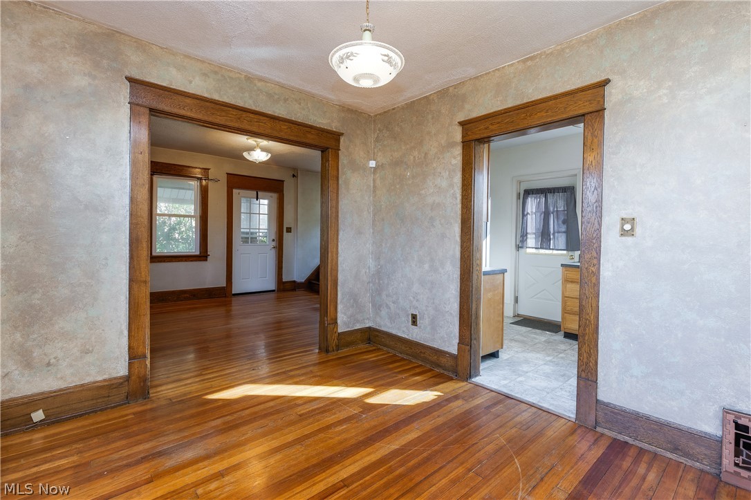 405 Saint Leger Avenue Akron OH 44305