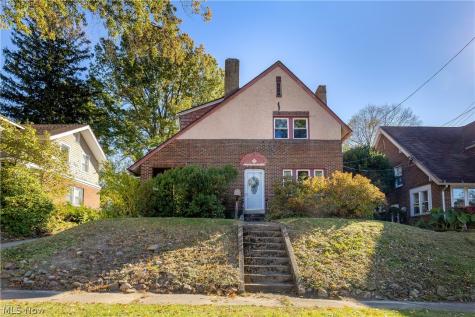 405 Saint Leger Avenue Akron OH 44305