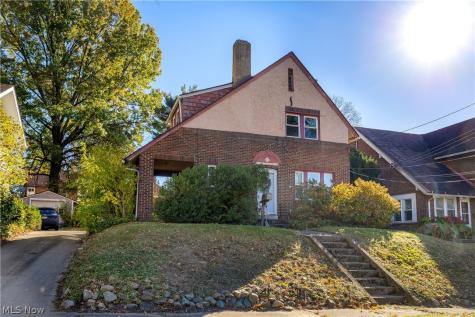405 Saint Leger Avenue Akron OH 44305