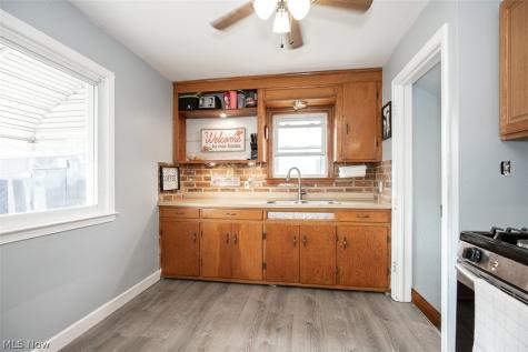 4360 Newberry Drive Brooklyn OH 44144
