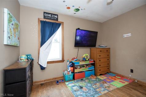 4360 Newberry Drive Brooklyn OH 44144