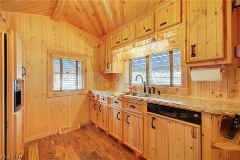 2229 Western Avenue Alliance OH 44601