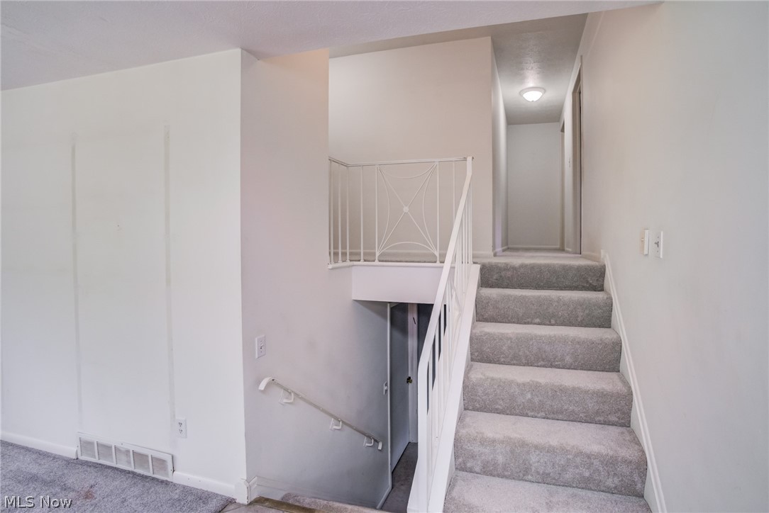7708 Maple Chagrin Falls OH 44026