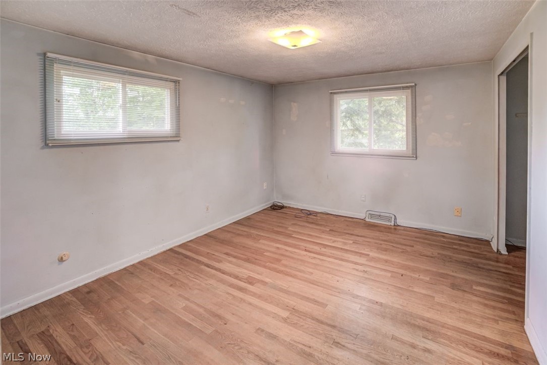 7708 Maple Chagrin Falls OH 44026