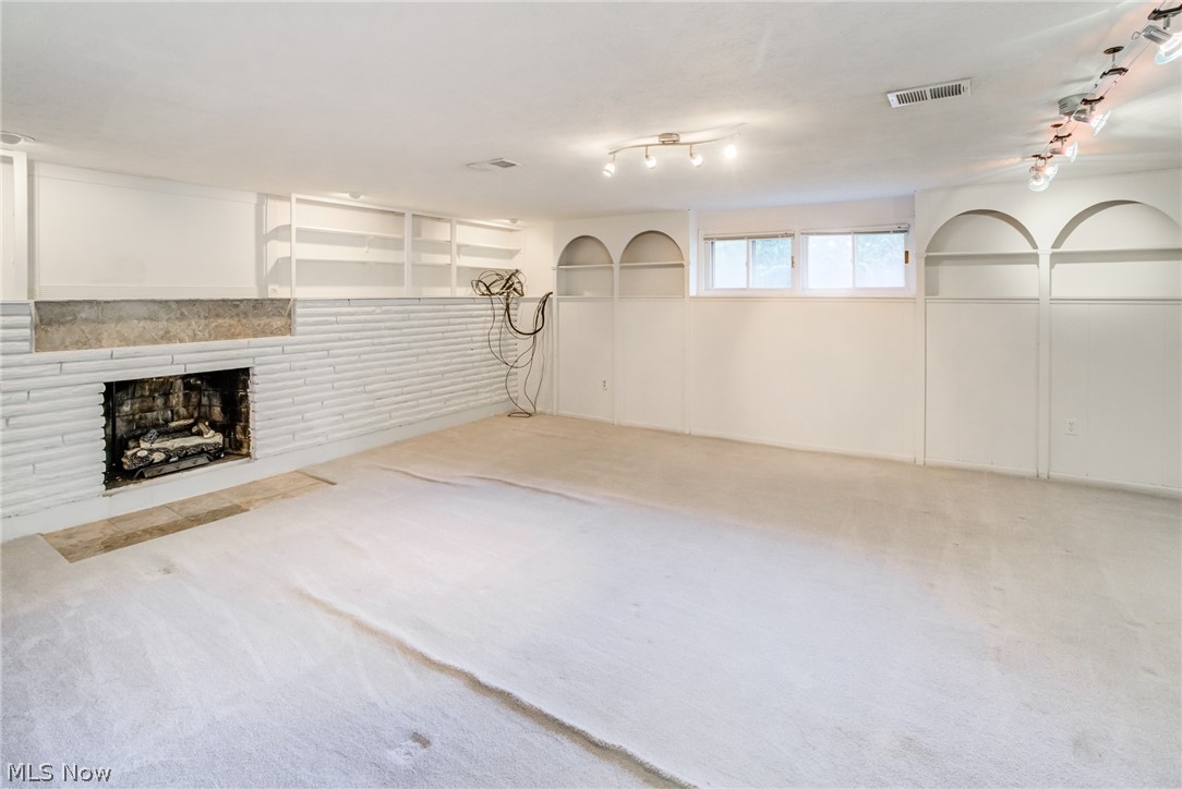 7708 Maple Chagrin Falls OH 44026