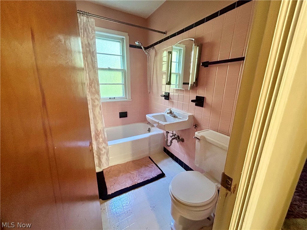 10495 Grandview Drive Kirtland OH 44094