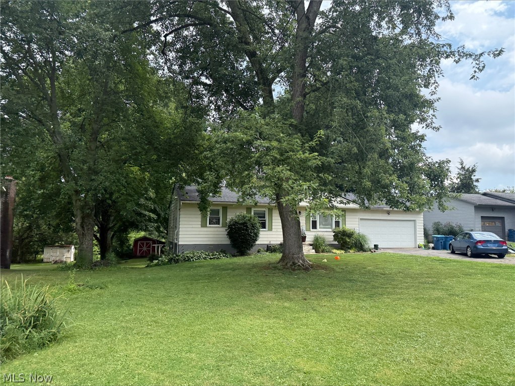 2847 Carillon Drive Norton OH 44203
