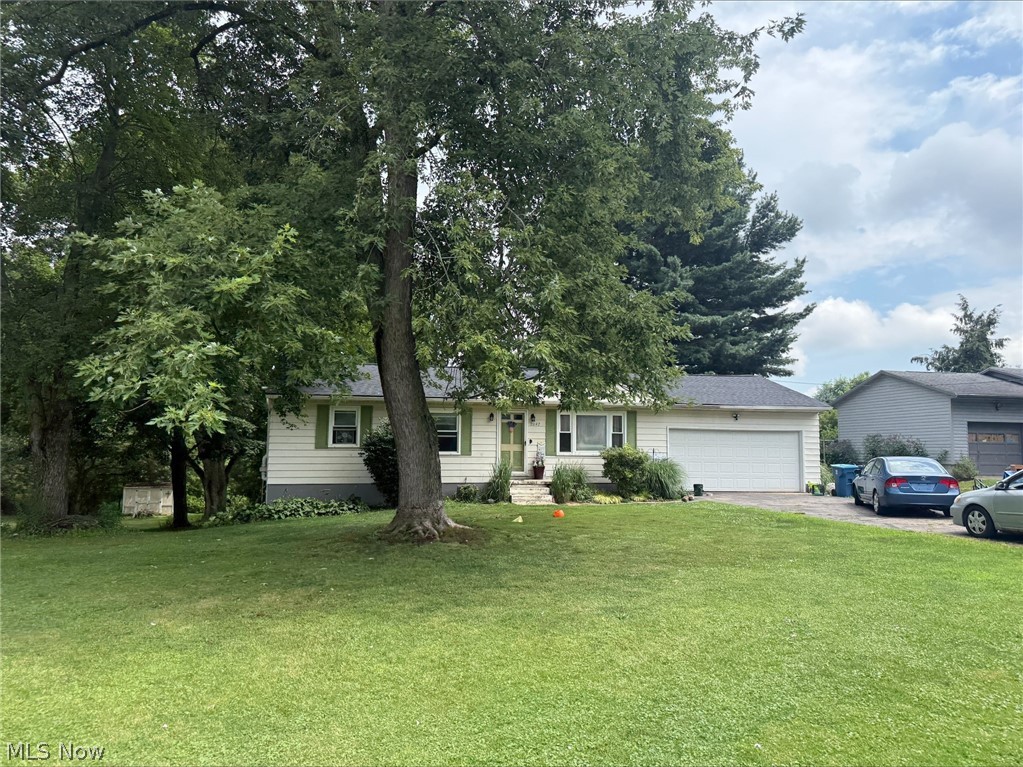 2847 Carillon Drive Norton OH 44203