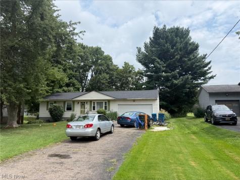 2847 Carillon Drive Norton OH 44203