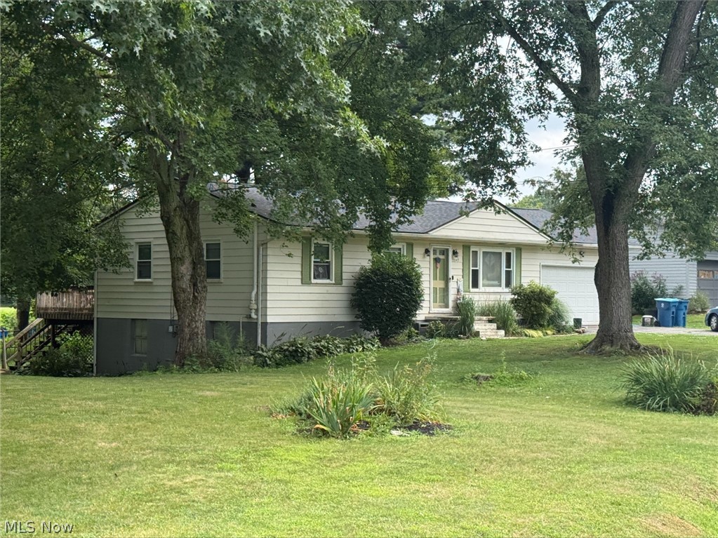 2847 Carillon Drive Norton OH 44203