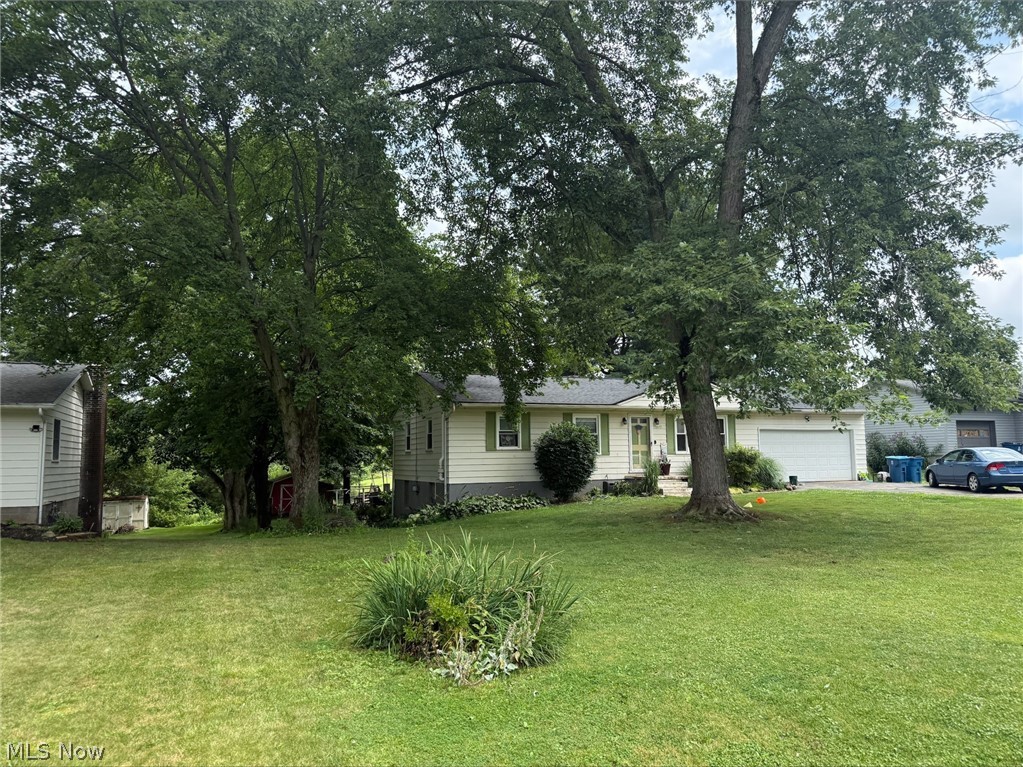 2847 Carillon Drive Norton OH 44203