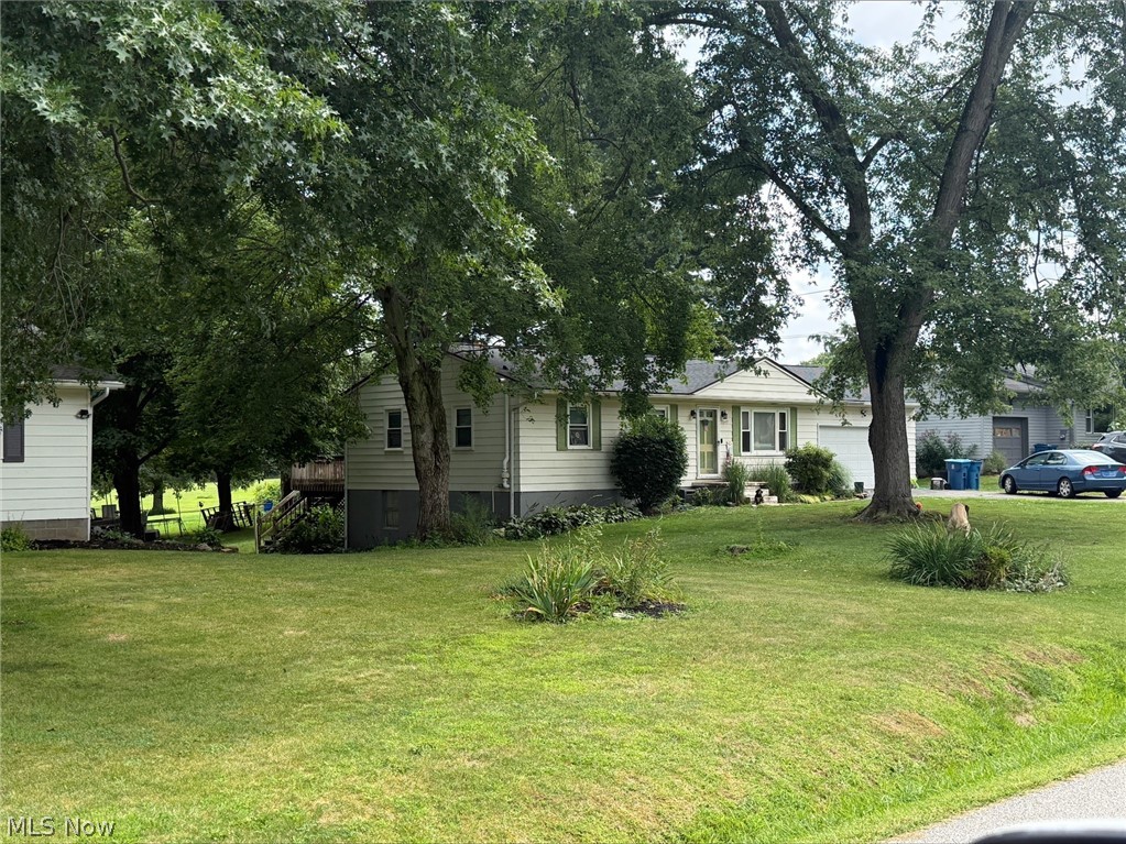 2847 Carillon Drive Norton OH 44203