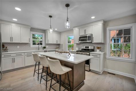 2448 Charney Road University Heights OH 44118