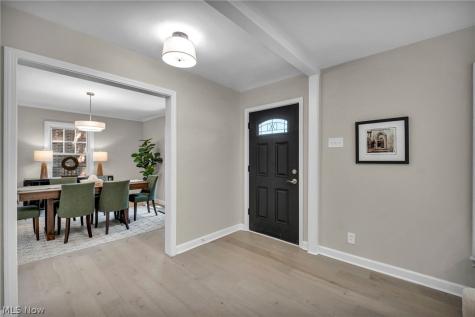 2448 Charney Road University Heights OH 44118
