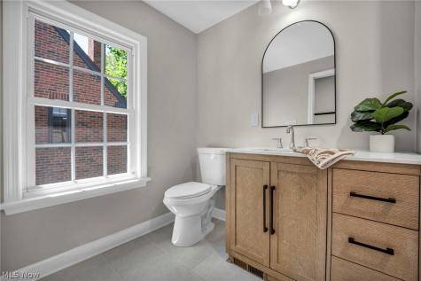 2448 Charney Road University Heights OH 44118