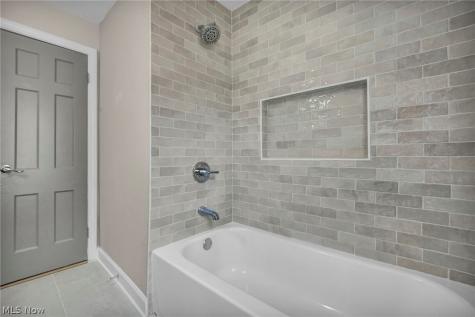 2448 Charney Road University Heights OH 44118