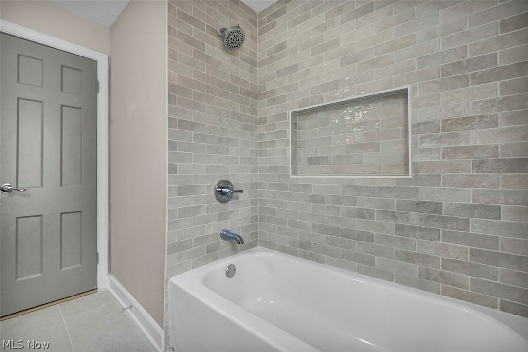 2448 Charney Road University Heights OH 44118