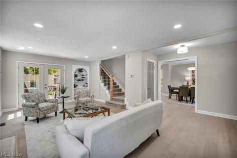 2448 Charney Road University Heights OH 44118