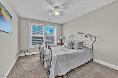 180 Country Meadow Lane Wadsworth OH 44281