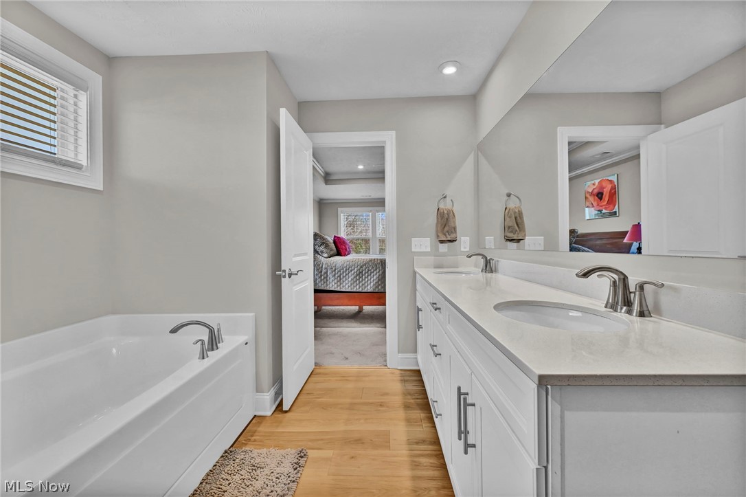 180 Country Meadow Lane Wadsworth OH 44281