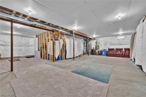 180 Country Meadow Lane Wadsworth OH 44281