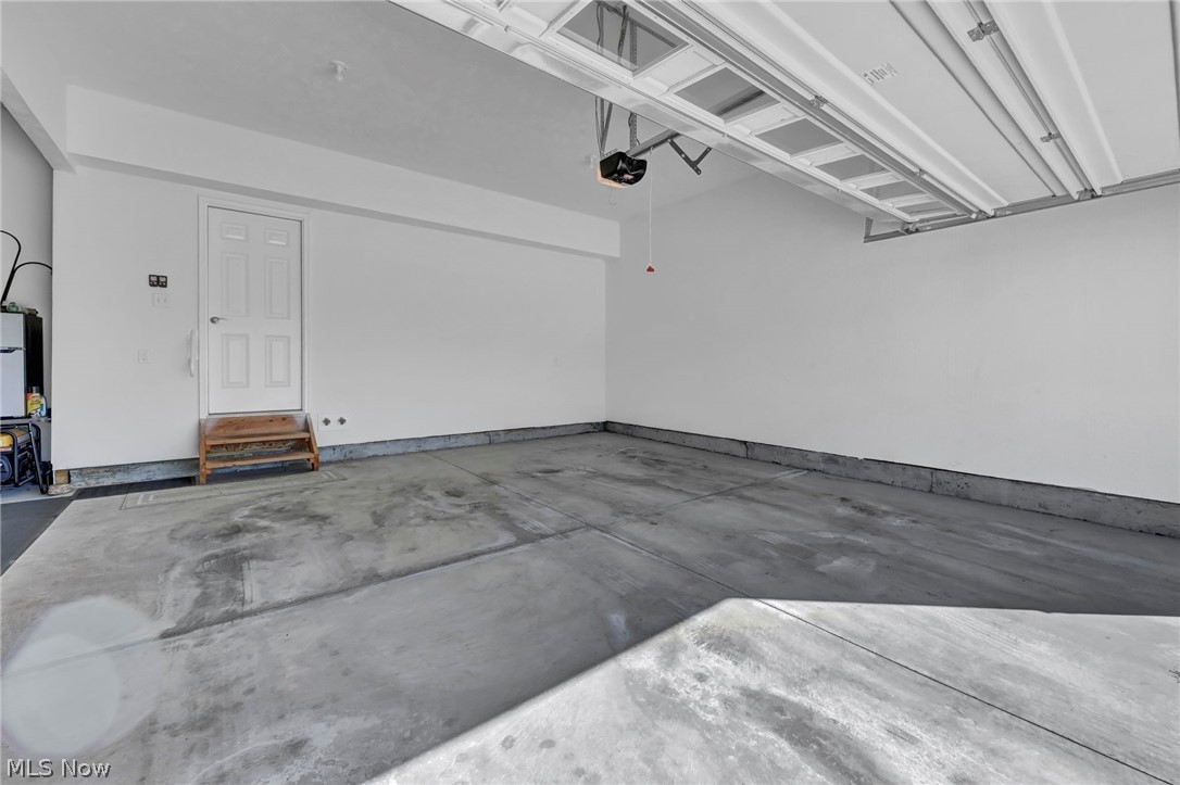 180 Country Meadow Lane Wadsworth OH 44281