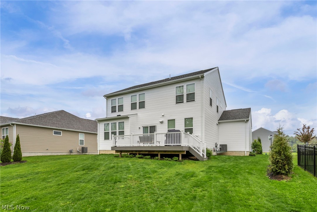 180 Country Meadow Lane Wadsworth OH 44281