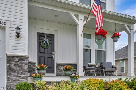 180 Country Meadow Lane Wadsworth OH 44281