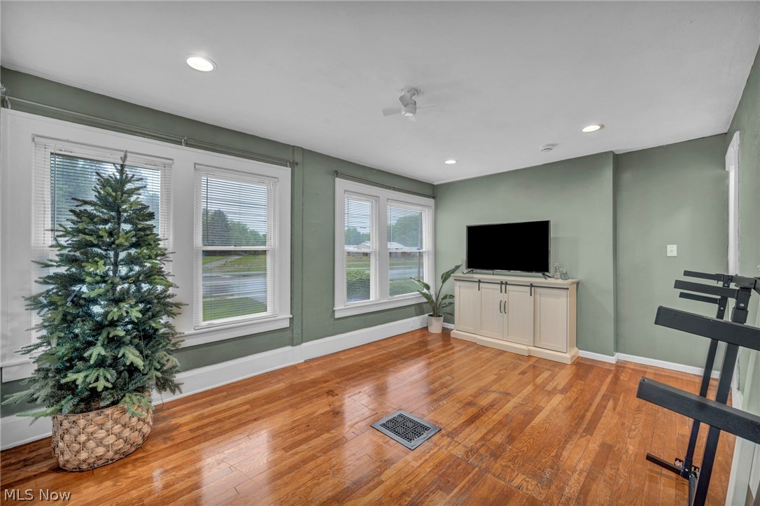 33852 Center Ridge Road North Ridgeville OH 44039