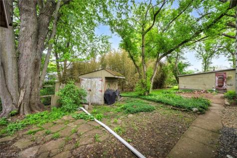 33852 Center Ridge Road North Ridgeville OH 44039