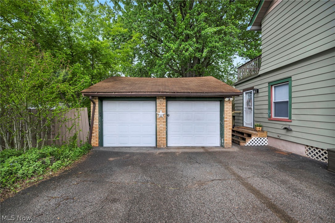 33852 Center Ridge Road North Ridgeville OH 44039
