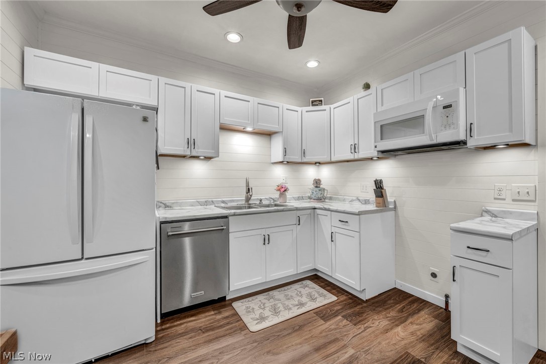 33852 Center Ridge Road North Ridgeville OH 44039