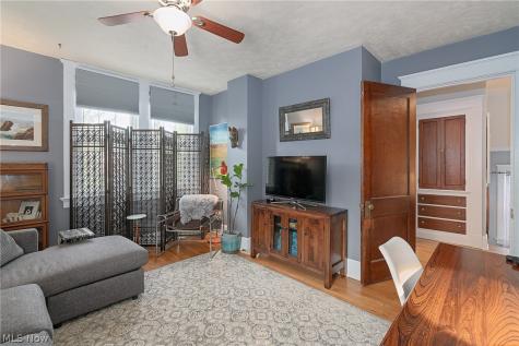 628 N Seventh Street Marietta OH 45750