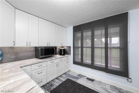1795 New Milford Road Atwater OH 44201