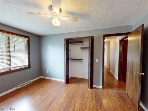 5484 Vermouth Street NW North Canton OH 44720