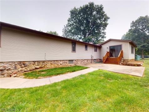 5484 Vermouth Street NW North Canton OH 44720