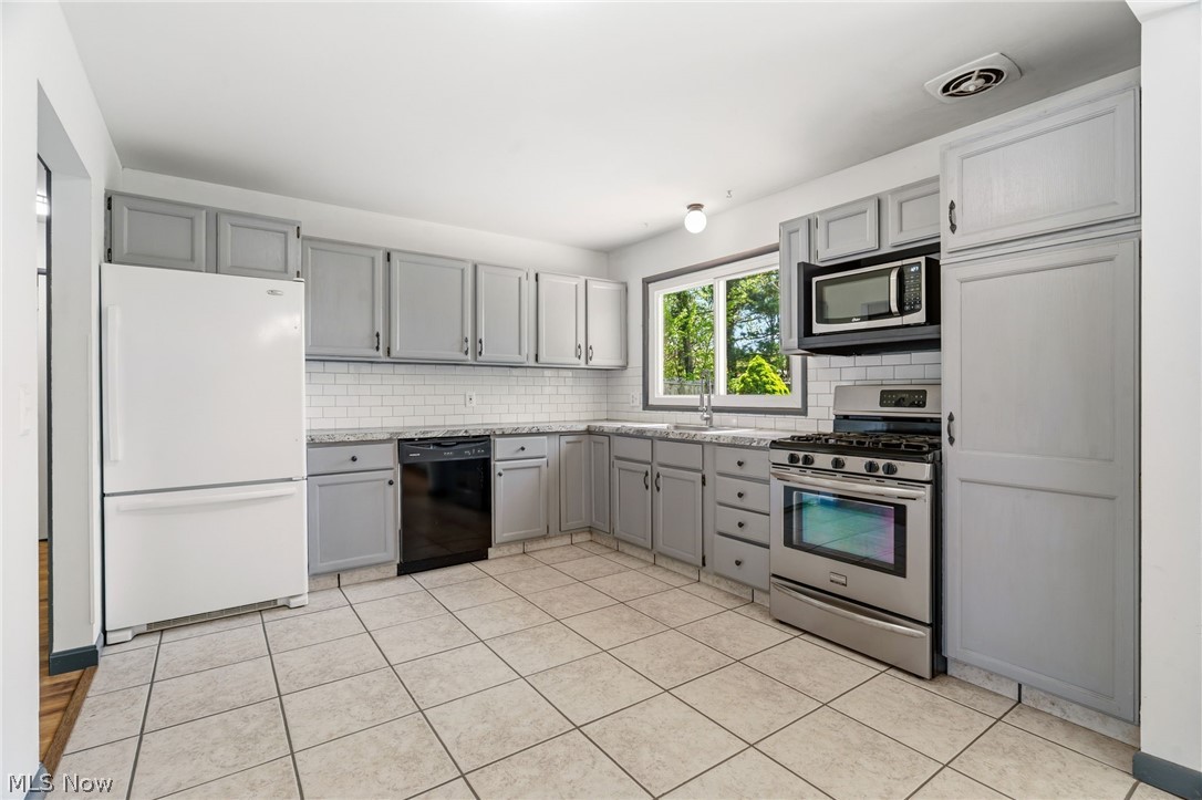 9883 Meldon Drive Streetsboro OH 44241