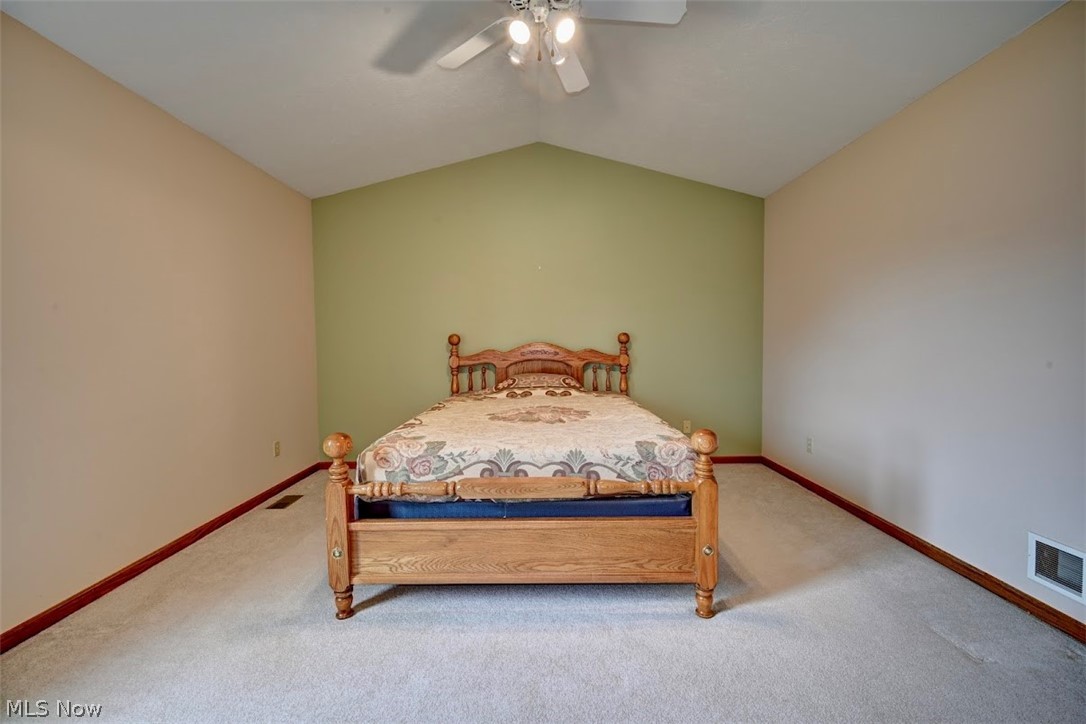 489 Oak Avenue Strasburg OH 44680