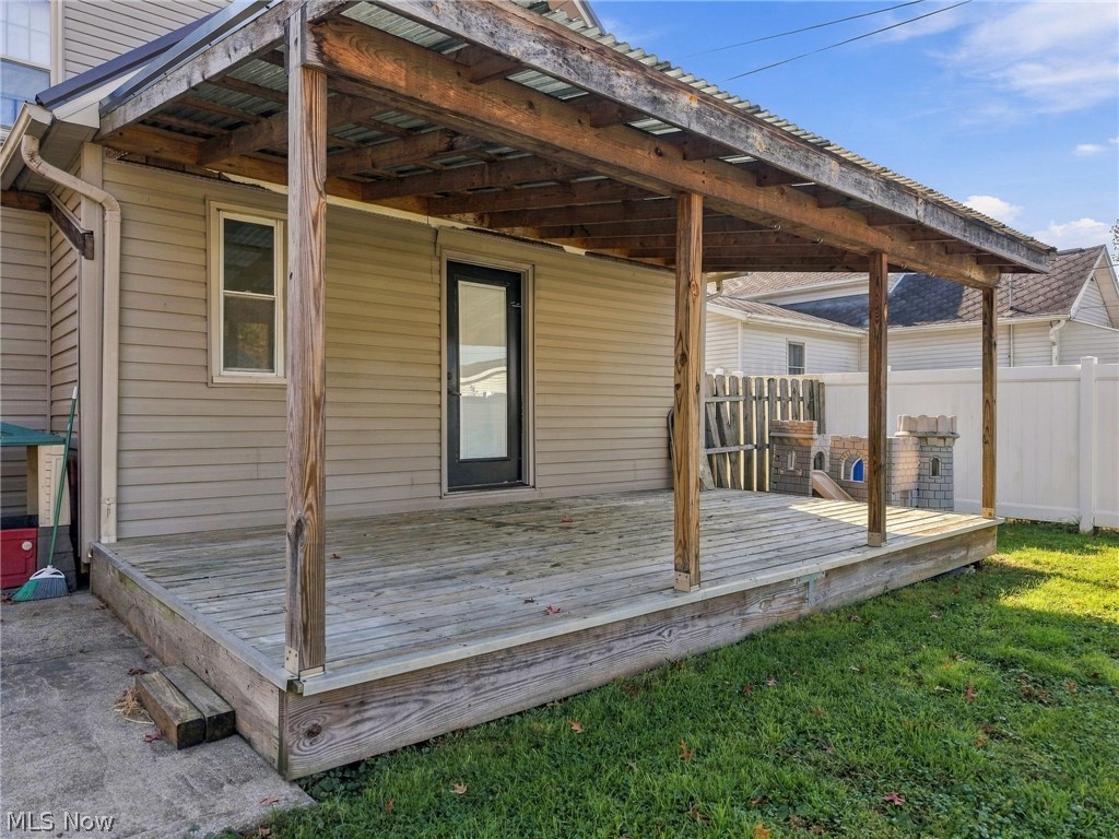 754 2nd Street SE New Philadelphia OH 44663