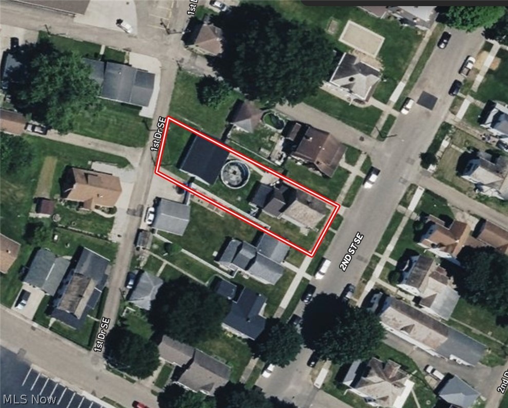 754 2nd Street SE New Philadelphia OH 44663
