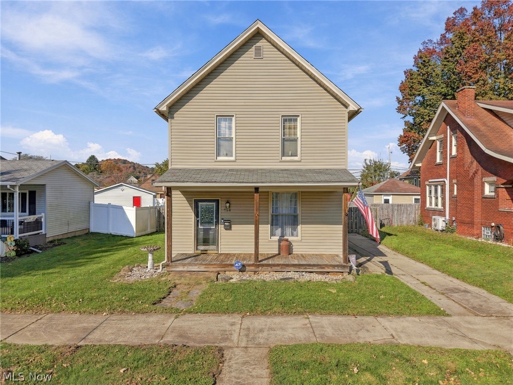 754 2nd Street SE New Philadelphia OH 44663