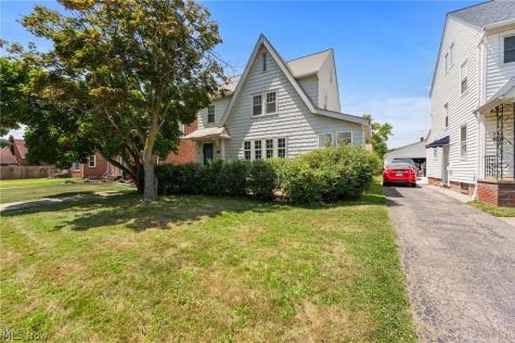 396 E 214th Street Euclid OH 44123