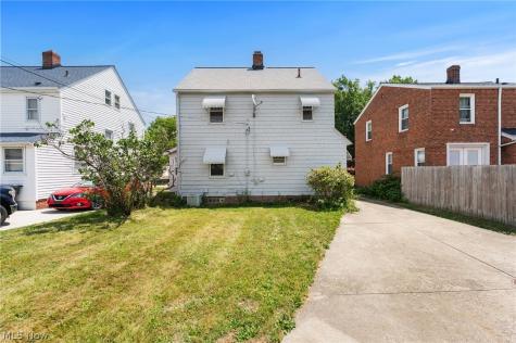 396 E 214th Street Euclid OH 44123