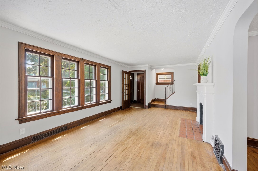 396 E 214th Street Euclid OH 44123