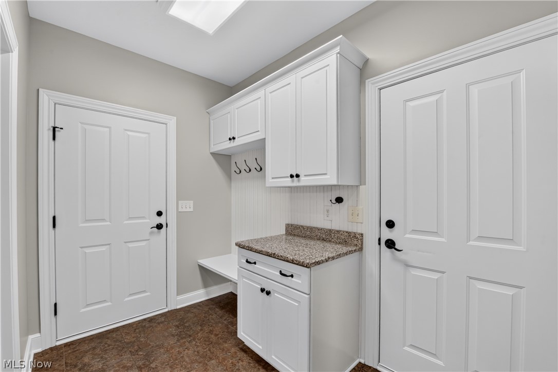 4066 Knollbrook Drive Norton OH 44203