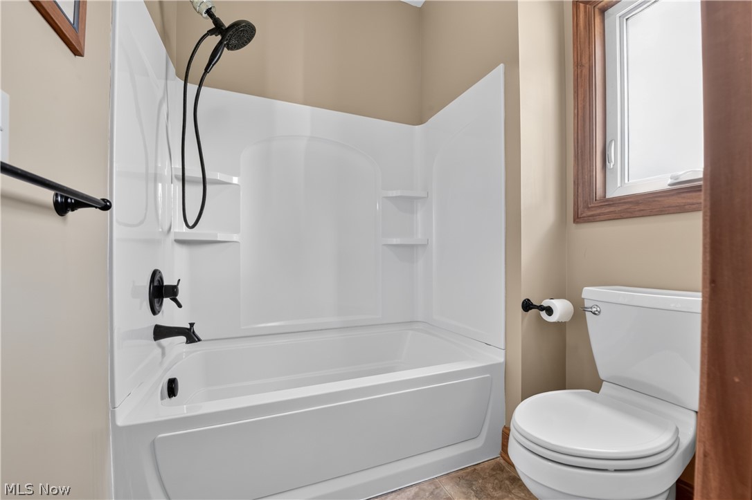 4066 Knollbrook Drive Norton OH 44203