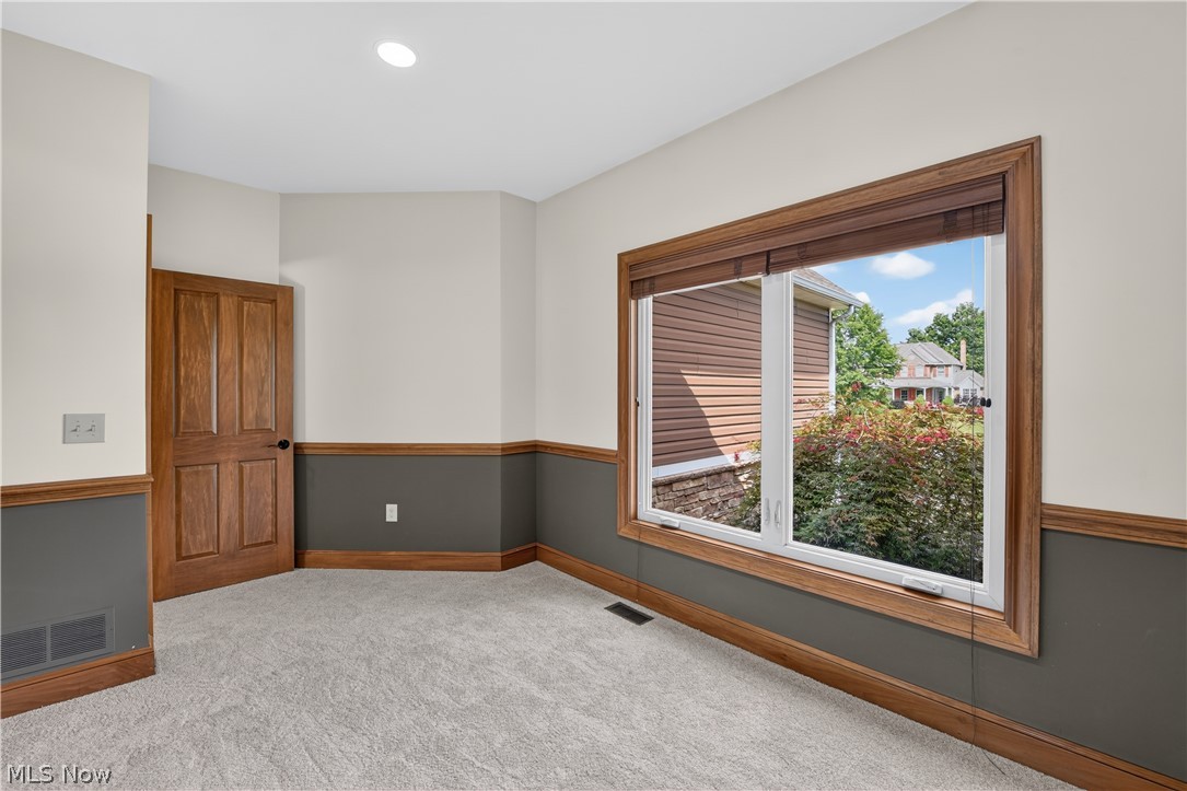 4066 Knollbrook Drive Norton OH 44203
