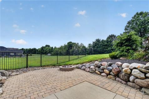 4066 Knollbrook Drive Norton OH 44203